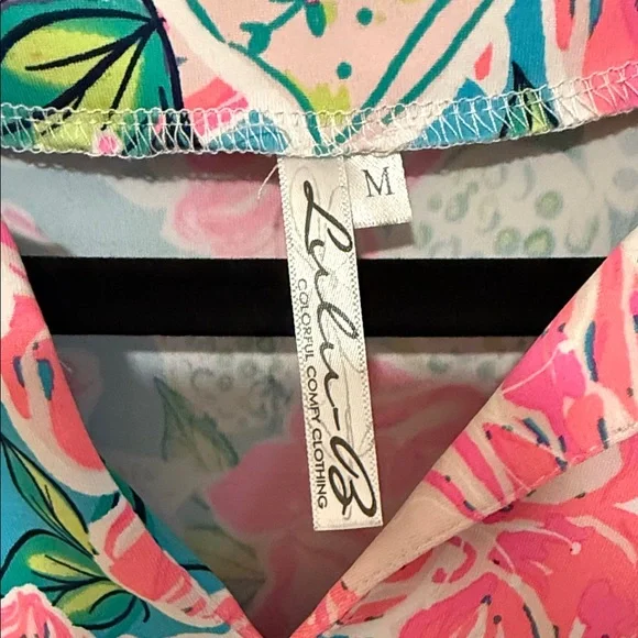 Lulu-B Pink and Blue Floral Golf Tank Top looks like Lily Pulitzer- medium M - Picture 2 of 7